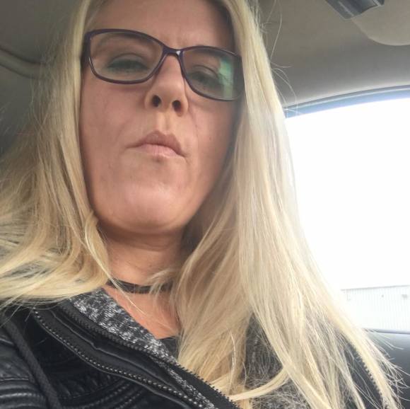 Meet your Posher, Katherine - Picture 1 of 1